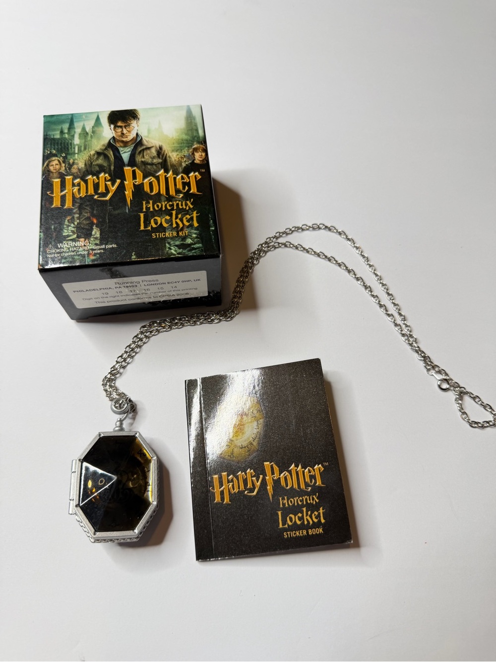 Harry Potter Horcrux Locket & Sticker Kit